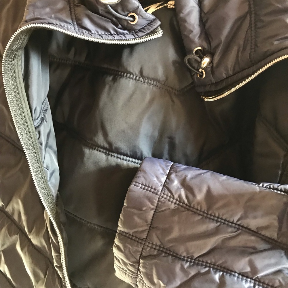 Guess bubble jacket - Picture 6 of 7